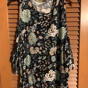 Loft cold shoulder top